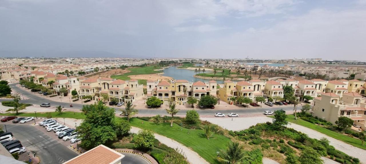 Lovely Lagoon View Studio Apartment Ras al-Khaimah Exterior foto