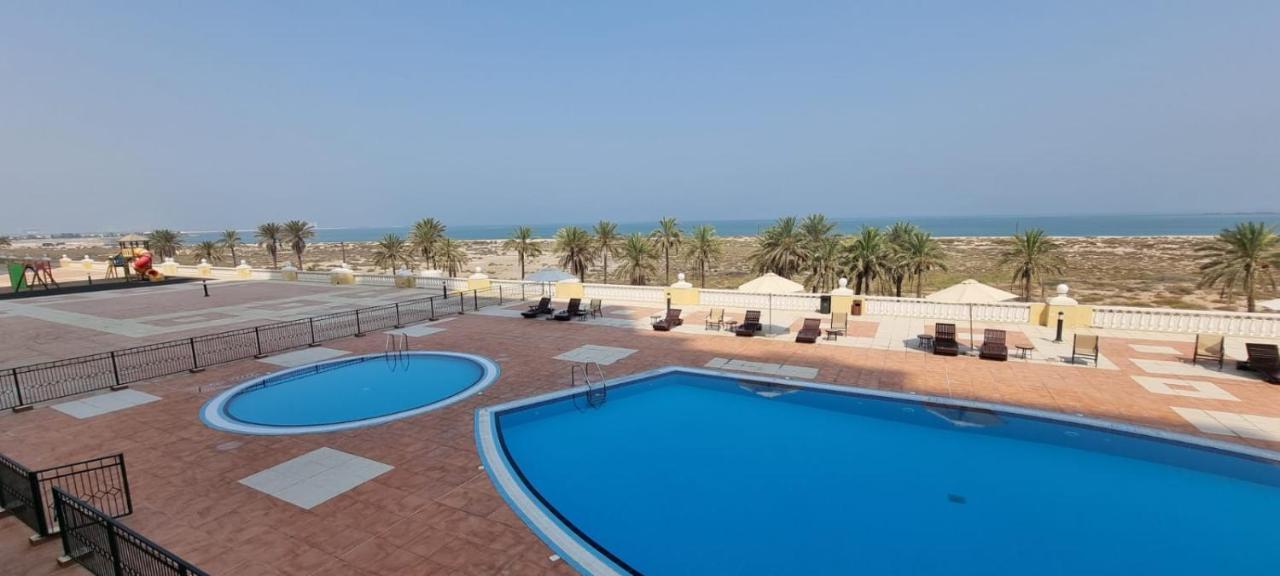 Lovely Lagoon View Studio Apartment Ras al-Khaimah Exterior foto